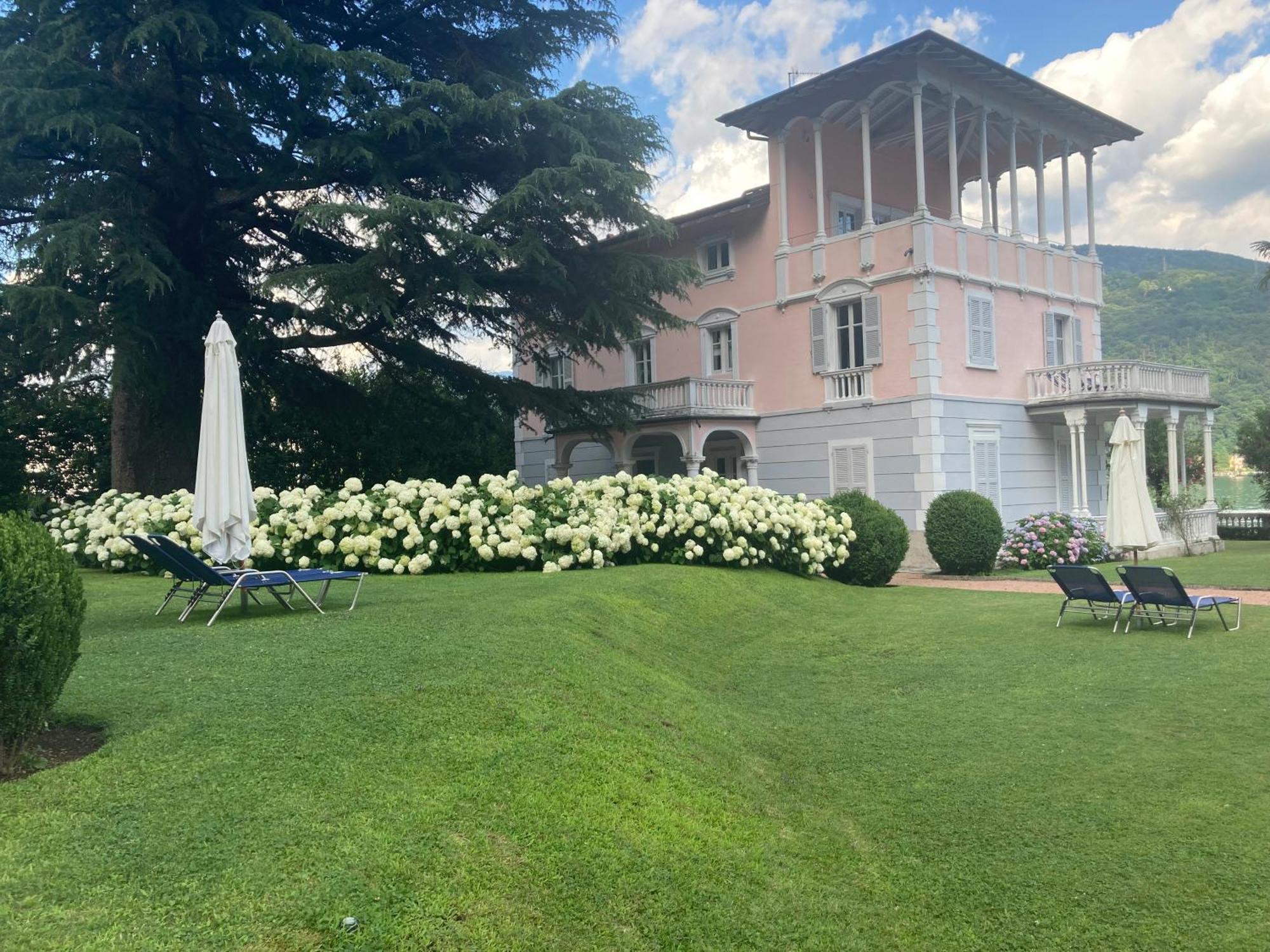 Ville Lago Lugano Porto Ceresio Εξωτερικό φωτογραφία