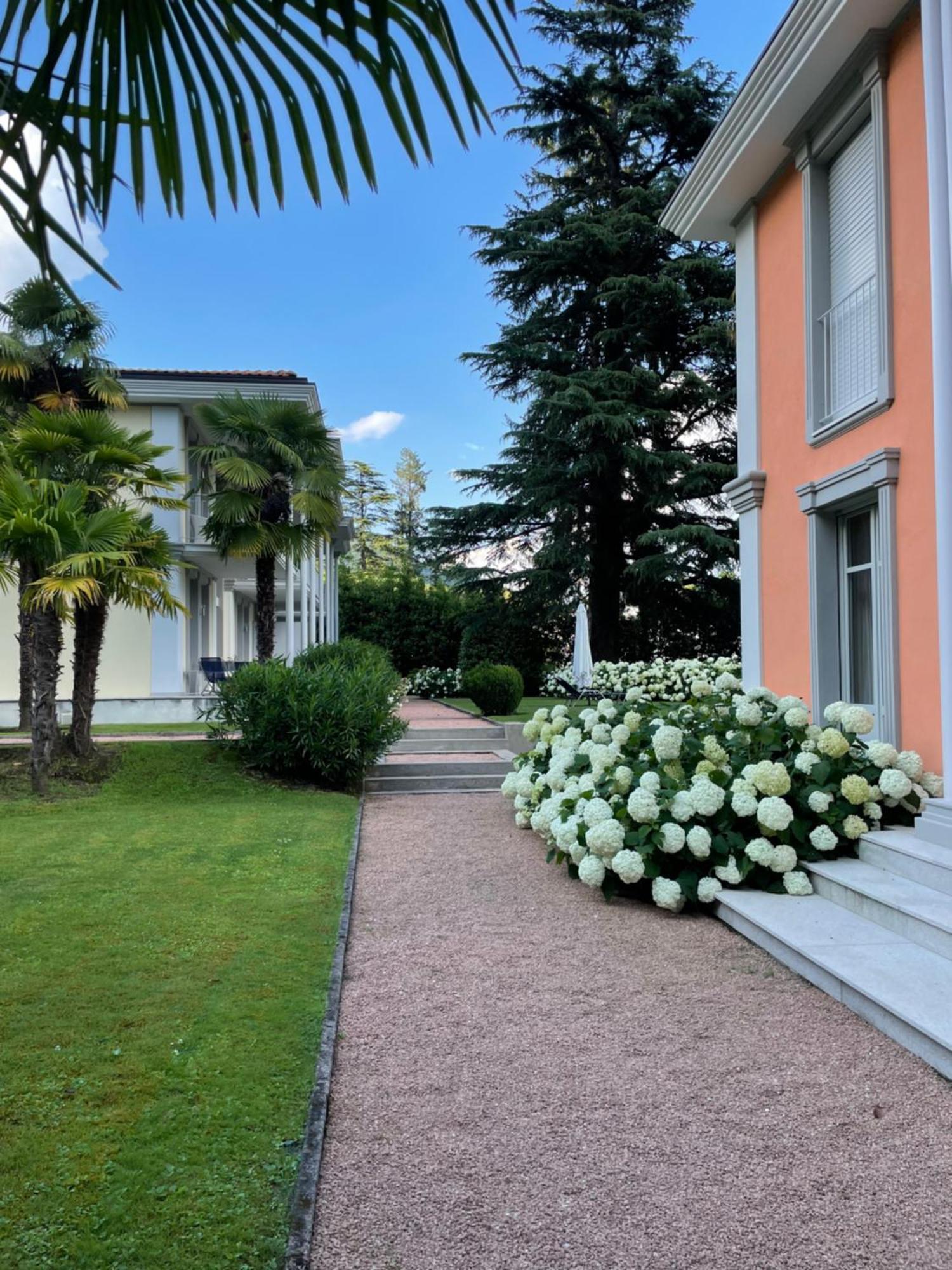 Ville Lago Lugano Porto Ceresio Εξωτερικό φωτογραφία